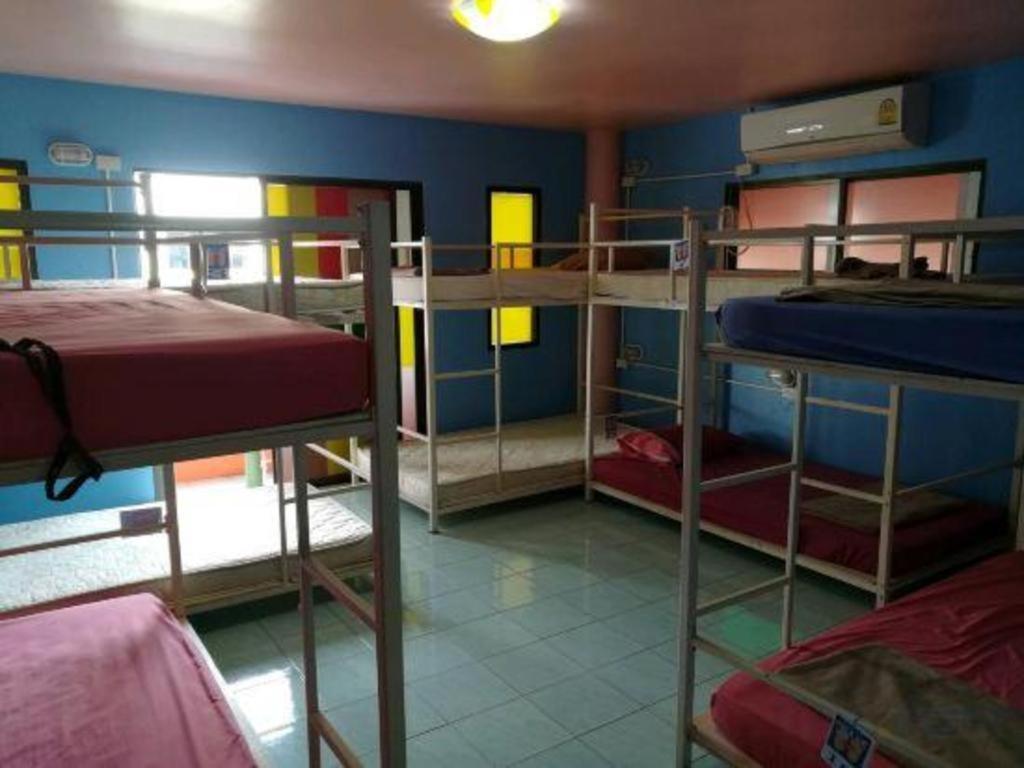 Oyo 586 I Hostel Phuket Eksteriør billede