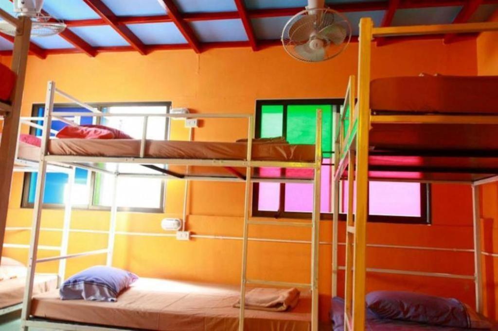 Oyo 586 I Hostel Phuket Eksteriør billede