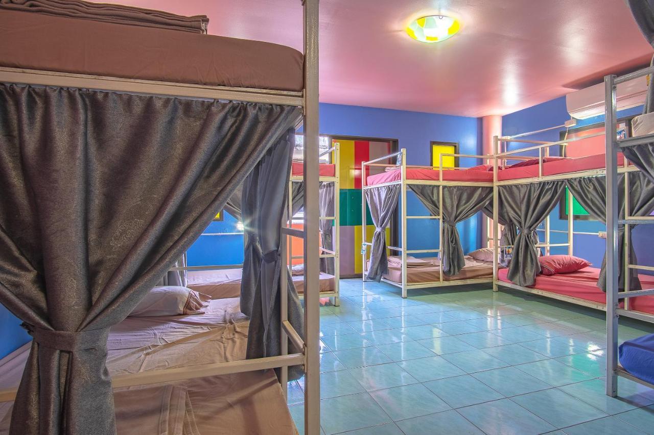 Oyo 586 I Hostel Phuket Eksteriør billede
