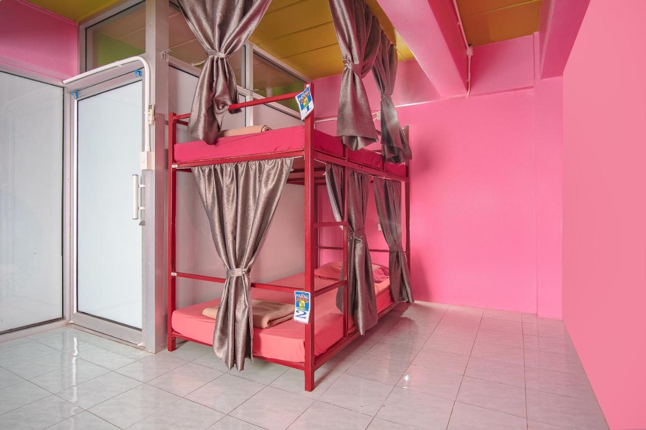 Oyo 586 I Hostel Phuket Eksteriør billede